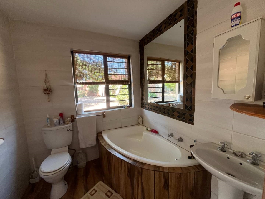 3 Bedroom Property for Sale in Blydeville Northern Cape